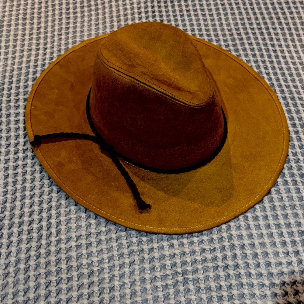 Wide Brim Faux Suede Charle 1 Horse Style Hat - Brown